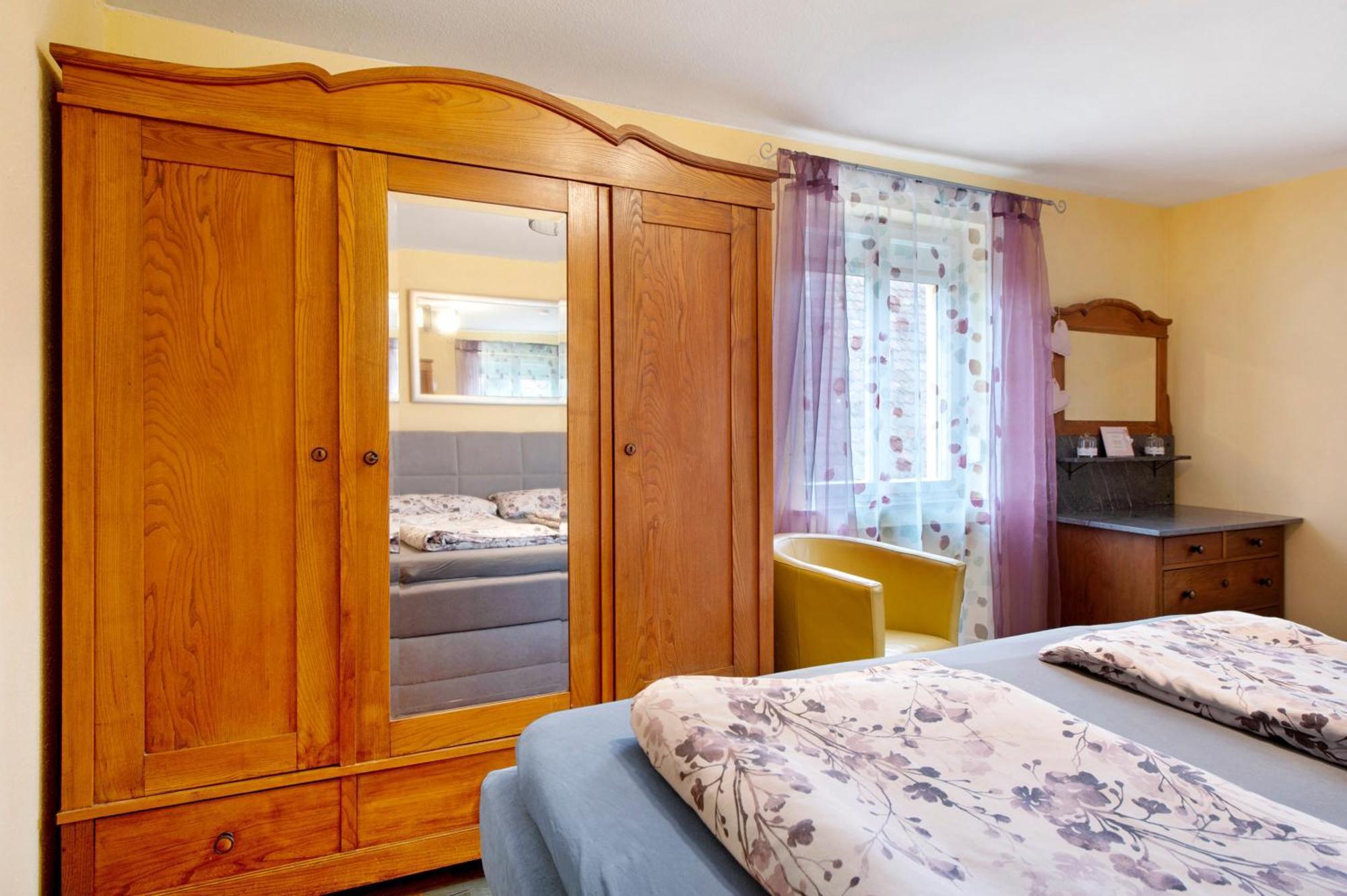 Ferienwohnung Sink Staufen エクステリア 写真