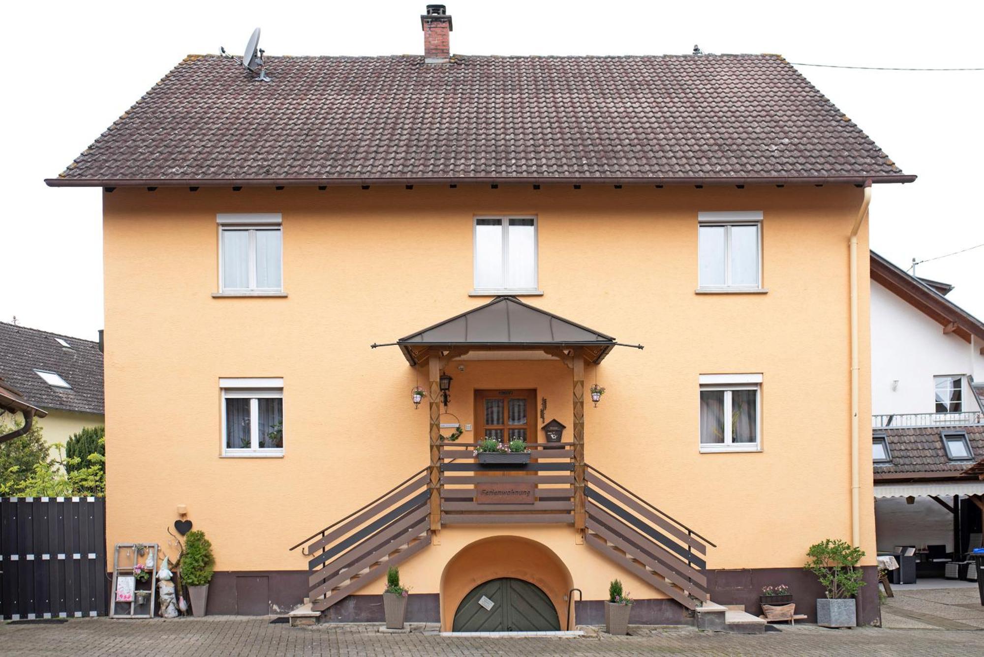 Ferienwohnung Sink Staufen エクステリア 写真